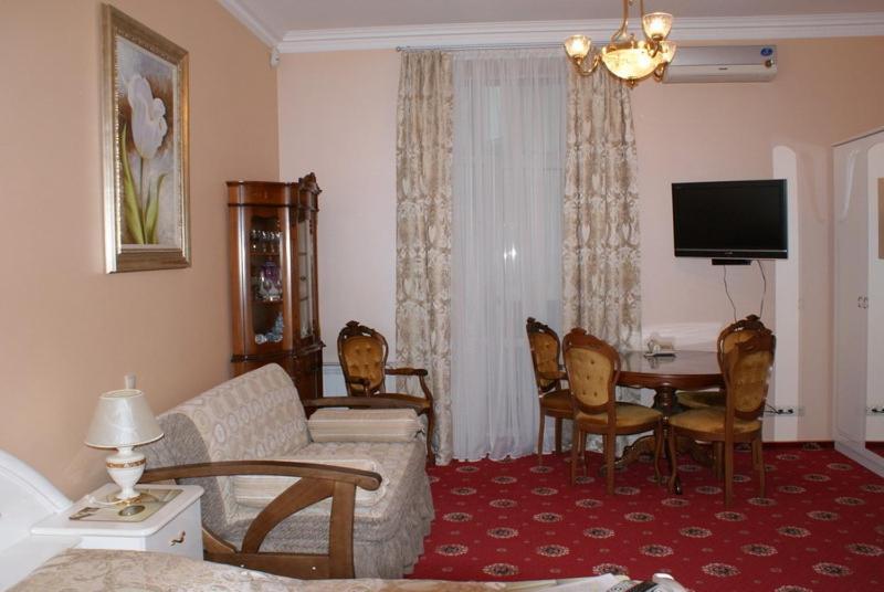 Nelly Apart Kyiv Exterior foto